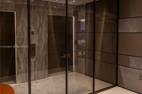 Condo in Bal Harbour, Florida, 3 bedrooms № 1989734 - photo 12