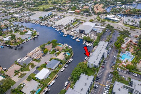 Condo in Pompano Beach, Florida, 2 bedrooms  № 2355542