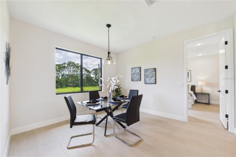 House in Palm Bay, Florida 4 bedrooms, 187.48 sq.m. № 1828379 - photo 15