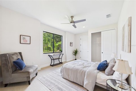 House in Palm Bay, Florida 4 bedrooms, 187.48 sq.m. № 1828379 - photo 29