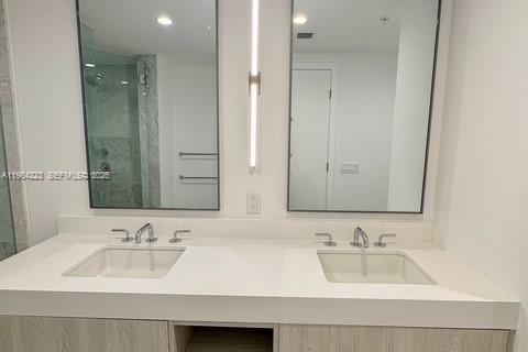 Condo in Bal Harbour, Florida, 3 bedrooms  № 2026660 - photo 7