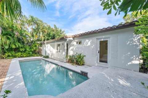 Villa ou maison à vendre à Fort Lauderdale, Floride: 3 chambres, 139.35 m2 № 1080707 - photo 1