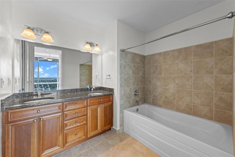 Купить кондоминиум в Орландо, Флорида 5 комнат, 105.91м2, № 1722291 - фото 19