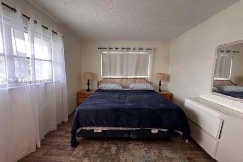 Купить кондоминиум в Холливуд, Флорида 1 спальня, 72м2, № 2015759 - фото 18