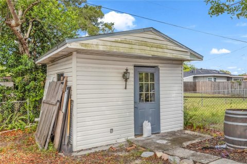 Villa ou maison à vendre à Deltona, Floride: 3 chambres, 179.39 m2 № 2139846 - photo 24