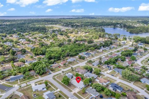 Villa ou maison à vendre à Deltona, Floride: 3 chambres, 179.39 m2 № 2139846 - photo 30
