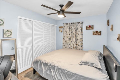 Villa ou maison à vendre à Deltona, Floride: 3 chambres, 179.39 m2 № 2139846 - photo 19