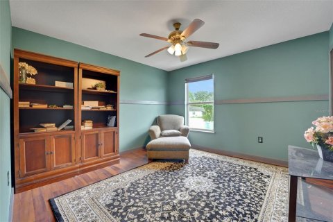 House in Auburndale, Florida 5 bedrooms, 270.9 sq.m. № 1917153 - photo 25