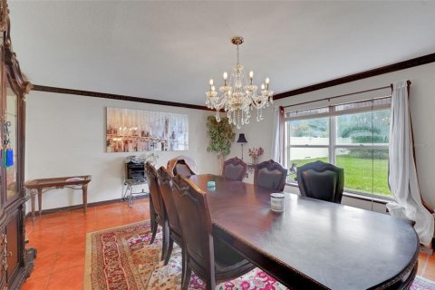 House in Auburndale, Florida 5 bedrooms, 270.9 sq.m. № 1917153 - photo 15