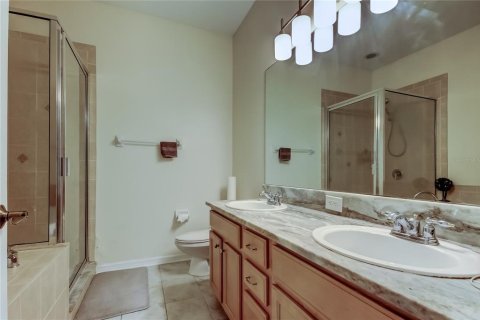 Townhouse in Tampa, Florida 3 bedrooms, 179.58 sq.m. № 2149405 - photo 24