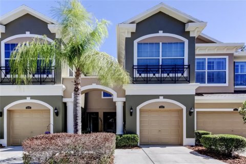 Townhouse in Tampa, Florida 3 bedrooms, 179.58 sq.m. № 2149405