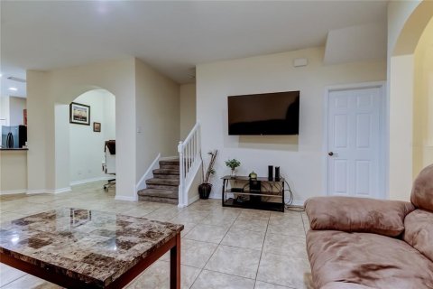 Townhouse in Tampa, Florida 3 bedrooms, 179.58 sq.m. № 2149405 - photo 2