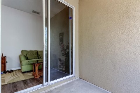 Townhouse in Tampa, Florida 3 bedrooms, 179.58 sq.m. № 2149405 - photo 23