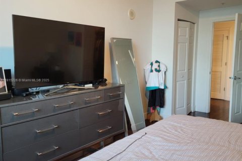 Condo in Hollywood, Florida, 1 bedroom  № 1971403 - photo 19