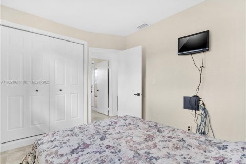 Купить виллу или дом в Майами, Флорида 3 спальни, 111.39м2, № 1953018 - фото 24