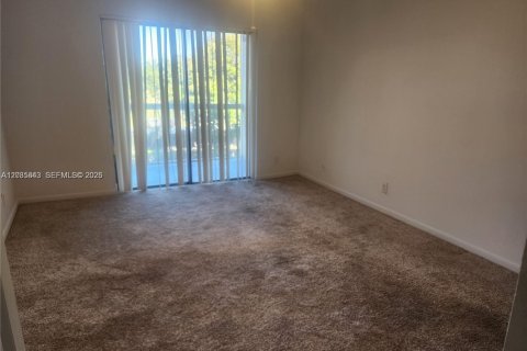 Снять в аренду кондоминиум в Дорал, Флорида 1 спальня, 65.96м2, № 2085221 - фото 16