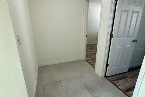 Apartment in Haines City, Florida 1 bedroom, 137.87 sq.m. № 2122436 - photo 9