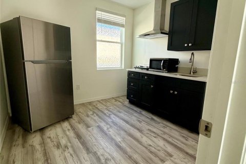 Apartment in Haines City, Florida 1 bedroom, 137.87 sq.m. № 2122436 - photo 6