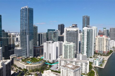 Condo in Miami, Florida, 2 bedrooms № 1980146