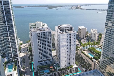 Condo in Miami, Florida, 2 bedrooms  № 1980146 - photo 22