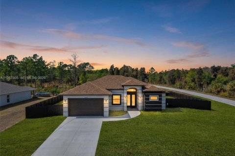 Купить виллу или дом в Лихай-Эйкерс, Флорида 4 спальни, 153.29м2, № 2028585 - фото 2