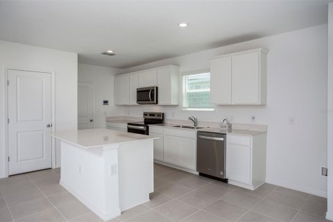 House in Lake Alfred, Florida 3 bedrooms, 169.27 sq.m. № 1847452 - photo 17