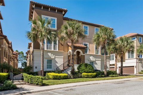 Touwnhouse à vendre à Lake Mary, Floride: 4 chambres, 232.16 m2 № 2431747 - photo 2