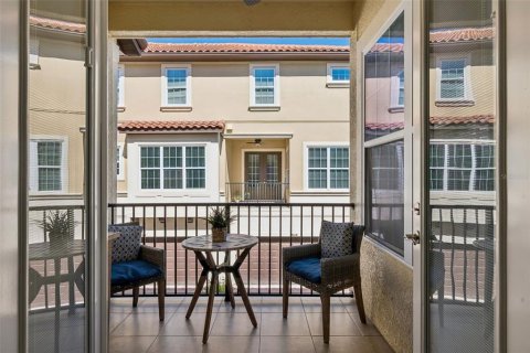 Touwnhouse à vendre à Lake Mary, Floride: 4 chambres, 232.16 m2 № 2431747 - photo 17