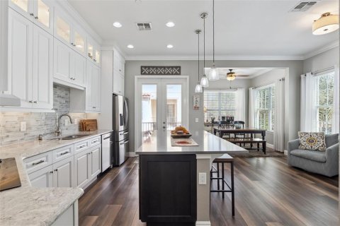 Touwnhouse à vendre à Lake Mary, Floride: 4 chambres, 232.16 m2 № 2431747 - photo 10