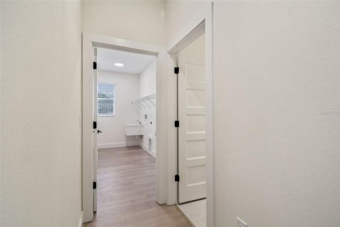 Купить виллу или дом в Нью-Порт-Ричи, Флорида 9 комнат, 200.3м2, № 1807013 - фото 19