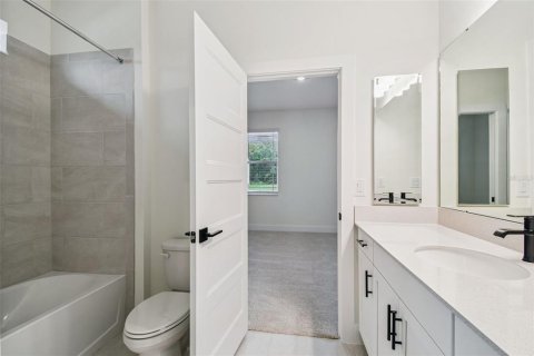 Villa ou maison à vendre à New Port Richey, Floride: 3 chambres, 200.3 m2 № 1807013 - photo 15