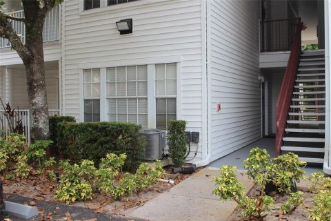 Condominio en Orlando, Florida, 1 dormitorio № 2093656