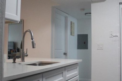 Condominio en venta en Orlando, Florida, 1 dormitorio, 66.43 m2 № 2093656 - foto 11