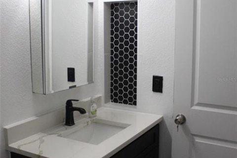 Condominio en venta en Orlando, Florida, 1 dormitorio, 66.43 m2 № 2093656 - foto 15
