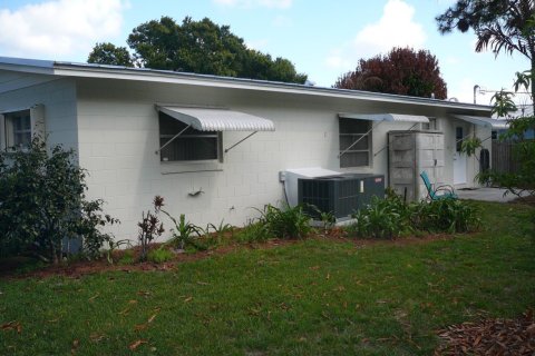 Villa ou maison à vendre à St. Lucie, Floride: 2 chambres, 114.27 m2 № 2146396 - photo 6