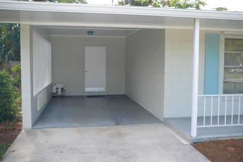 Villa ou maison à vendre à St. Lucie, Floride: 2 chambres, 114.27 m2 № 2146396 - photo 11
