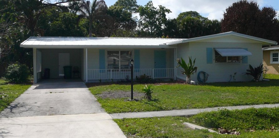 Villa ou maison à St. Lucie, Floride 2 chambres, 114.27 m2 № 2146396