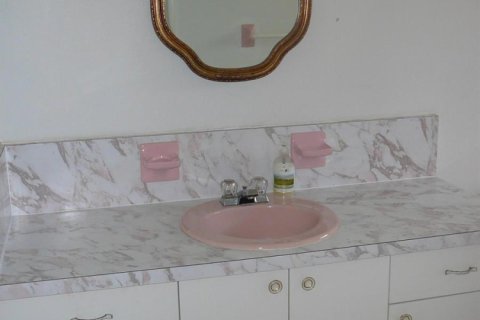 Villa ou maison à vendre à St. Lucie, Floride: 2 chambres, 114.27 m2 № 2146396 - photo 26