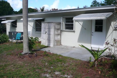 Villa ou maison à vendre à St. Lucie, Floride: 2 chambres, 114.27 m2 № 2146396 - photo 8