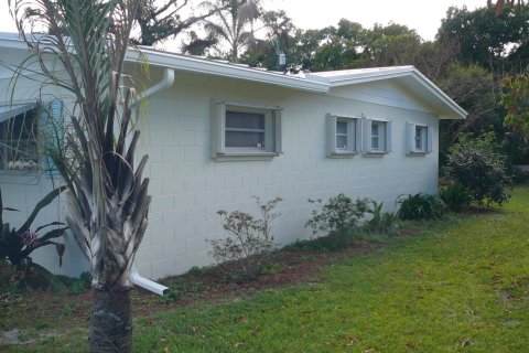 Villa ou maison à vendre à St. Lucie, Floride: 2 chambres, 114.27 m2 № 2146396 - photo 4