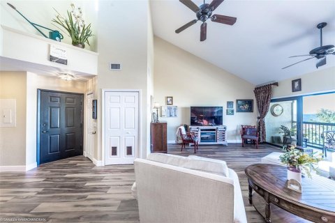 Condo in Punta Gorda, Florida, 2 bedrooms  № 919242 - photo 28