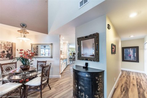 Condo in Punta Gorda, Florida, 2 bedrooms  № 919242 - photo 20