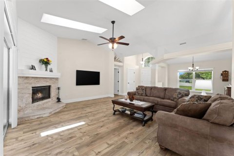 Casa en venta en Port Orange, Florida, 3 dormitorios, 186.55 m2 № 2310102 - foto 13