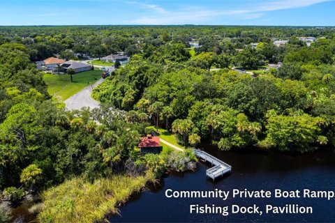 Casa en venta en Port Orange, Florida, 3 dormitorios, 186.55 m2 № 2310102 - foto 2