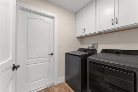 Casa en venta en Port Orange, Florida, 3 dormitorios, 186.55 m2 № 2310102 - foto 30