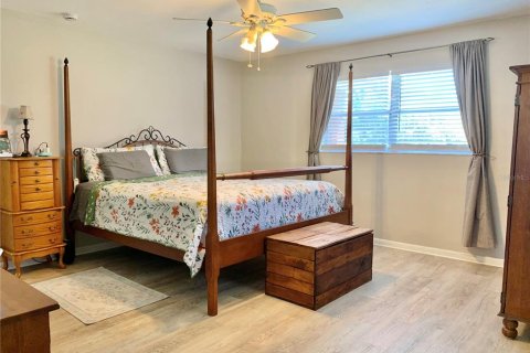 Casa en venta en Chiefland, Florida, 3 dormitorios, 204.38 m2 № 2231901 - foto 12
