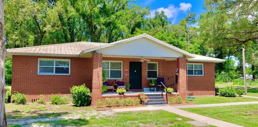 Casa en Chiefland, Florida 3 dormitorios, 204.38 m2 № 2231901