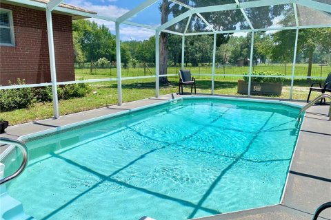 Casa en venta en Chiefland, Florida, 3 dormitorios, 204.38 m2 № 2231901 - foto 2