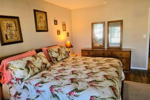 Condo in Sarasota, Florida, 2 bedrooms № 2099650 - photo 24