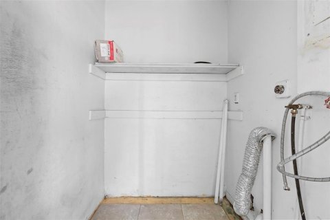 Купить кондоминиум в Деланд, Флорида 6 комнат, 94.76м2, № 1912574 - фото 25